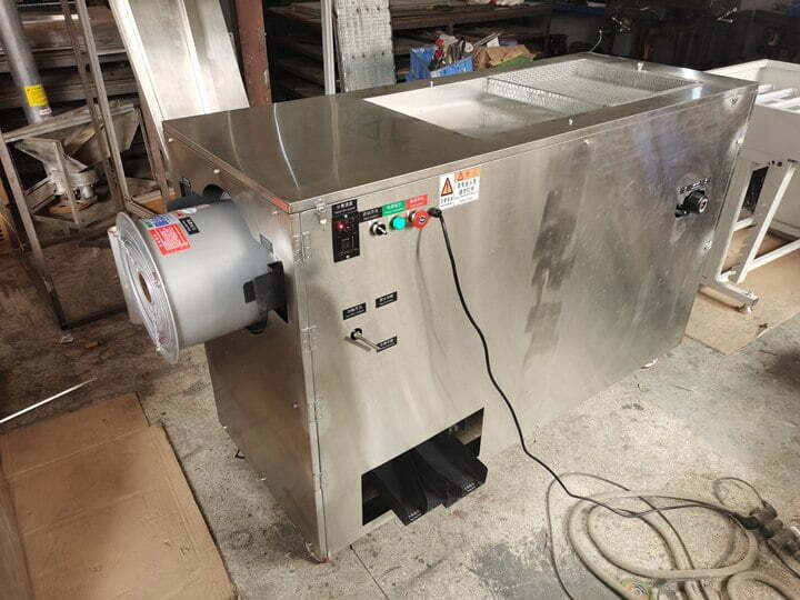 stainless-steel mealworm separator for shipping to America