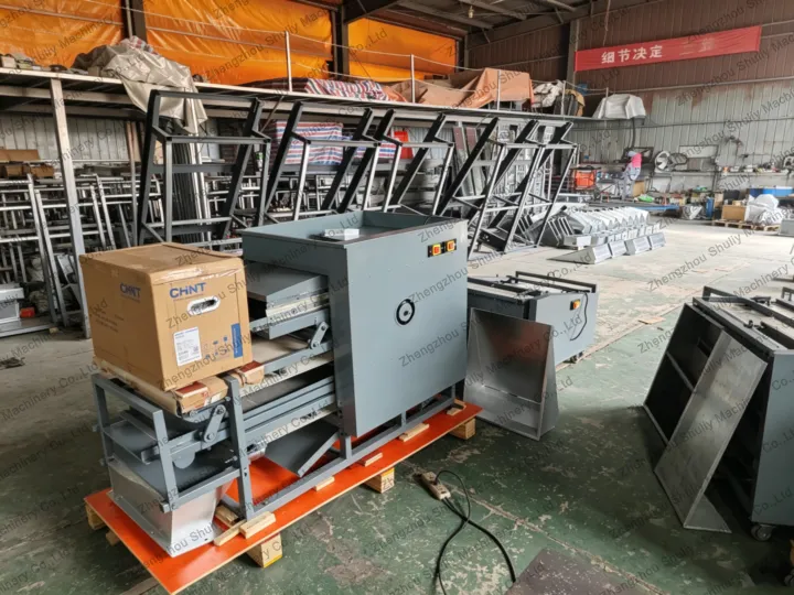 Automatic Mealworm Sifter And Pupa Sorter Sold To Australian Insect Farm 4 Mealworm Sifter And Pupa Sorting Machine