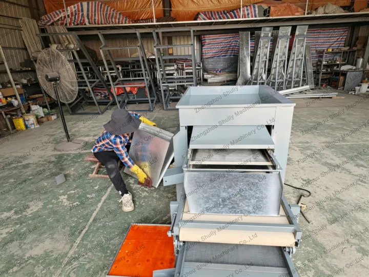 Automatic Mealworm Sifter And Pupa Sorter Sold To Australian Insect Farm 2 Mealworm Sifter Machine For Worm Farm